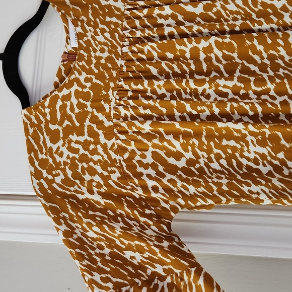 Mid Length Dress - Picture 3 of 6